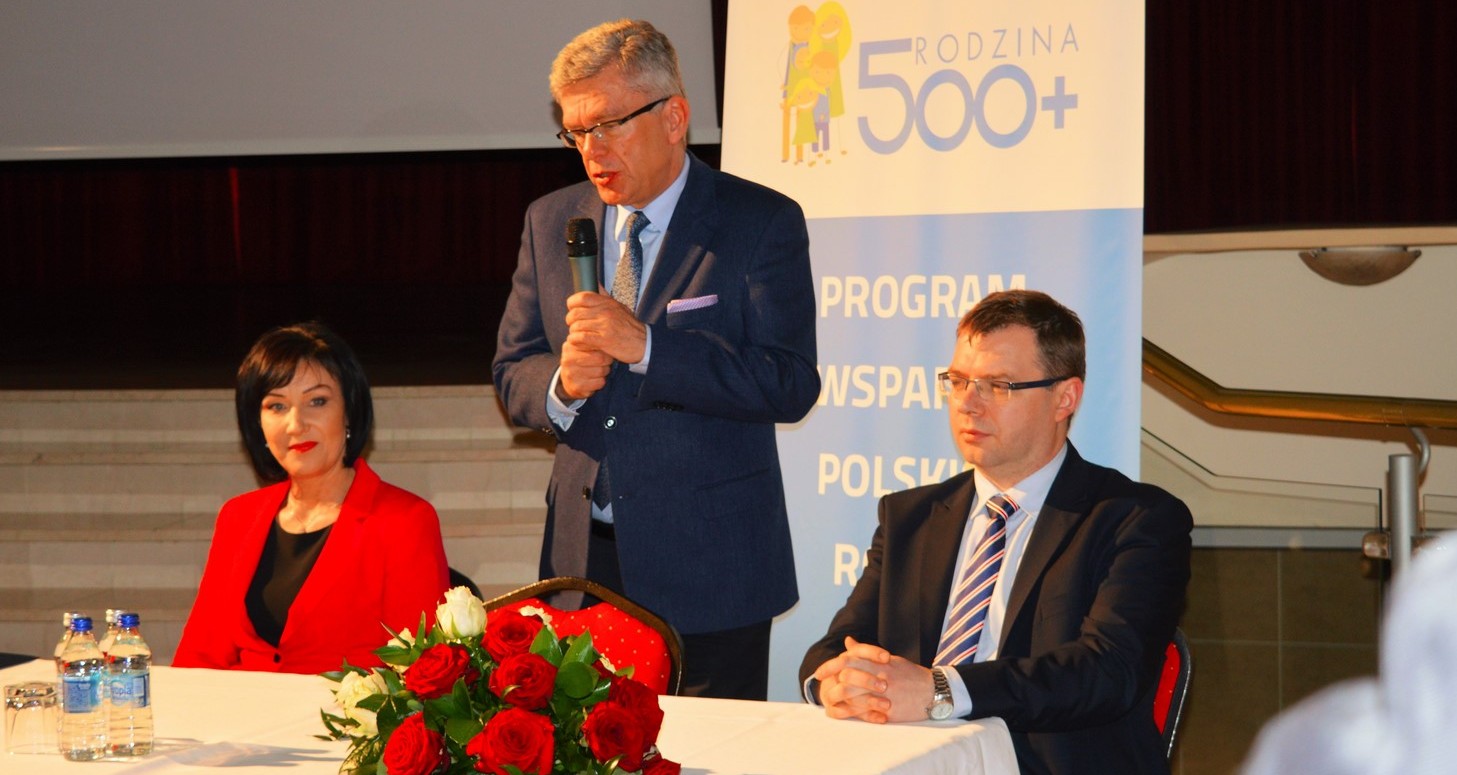 Karczewski: Zlikwidujemy NFZ