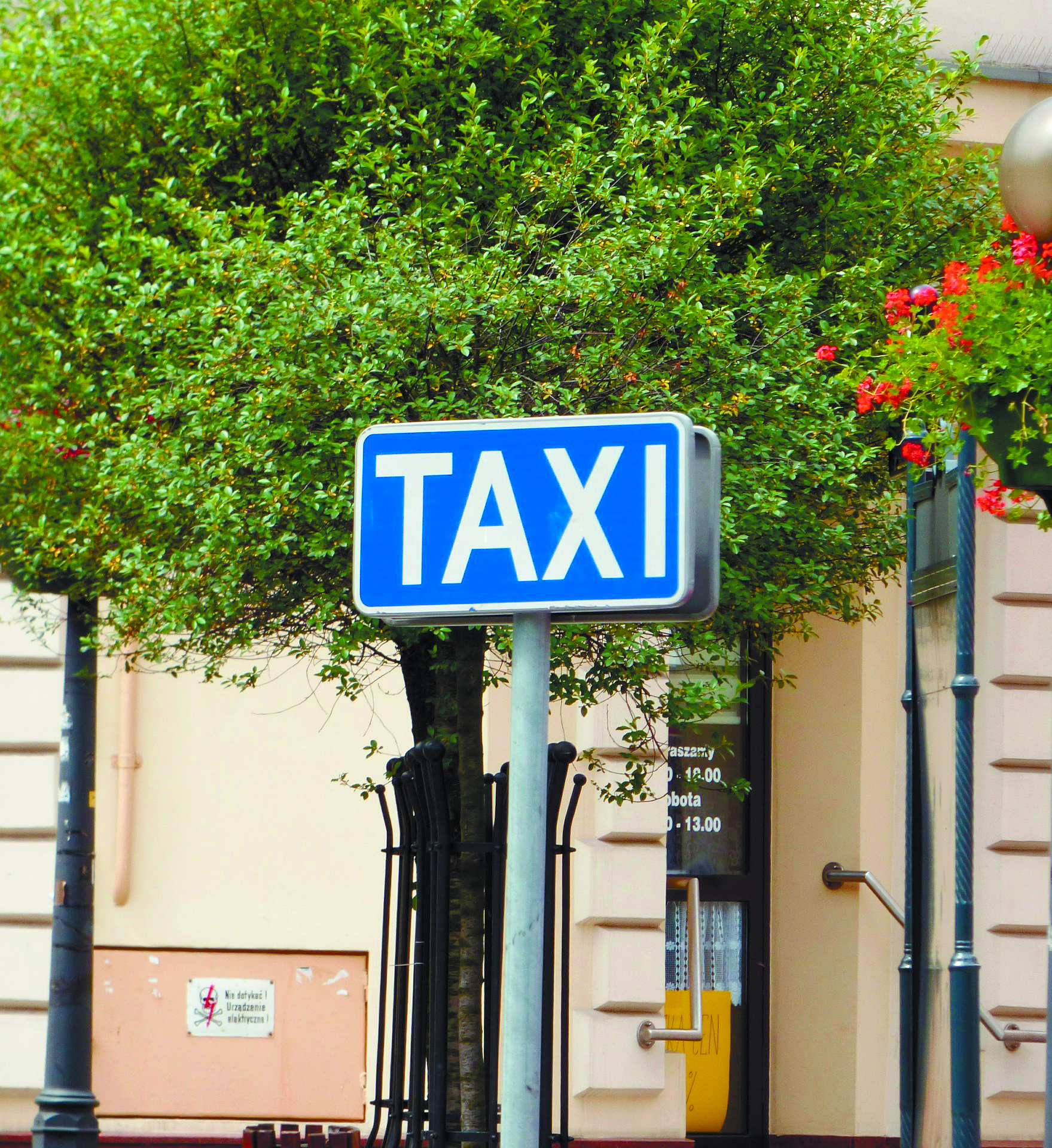 Taxi „na cwaniaka”, czyli o tym, jak jeżdżą ełckie taksówki