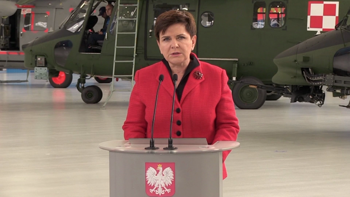 Premier Beata Szydło: chcemy, by sprzęt dla polskiej armii produkowany był w Polsce, przez polskich pracowników