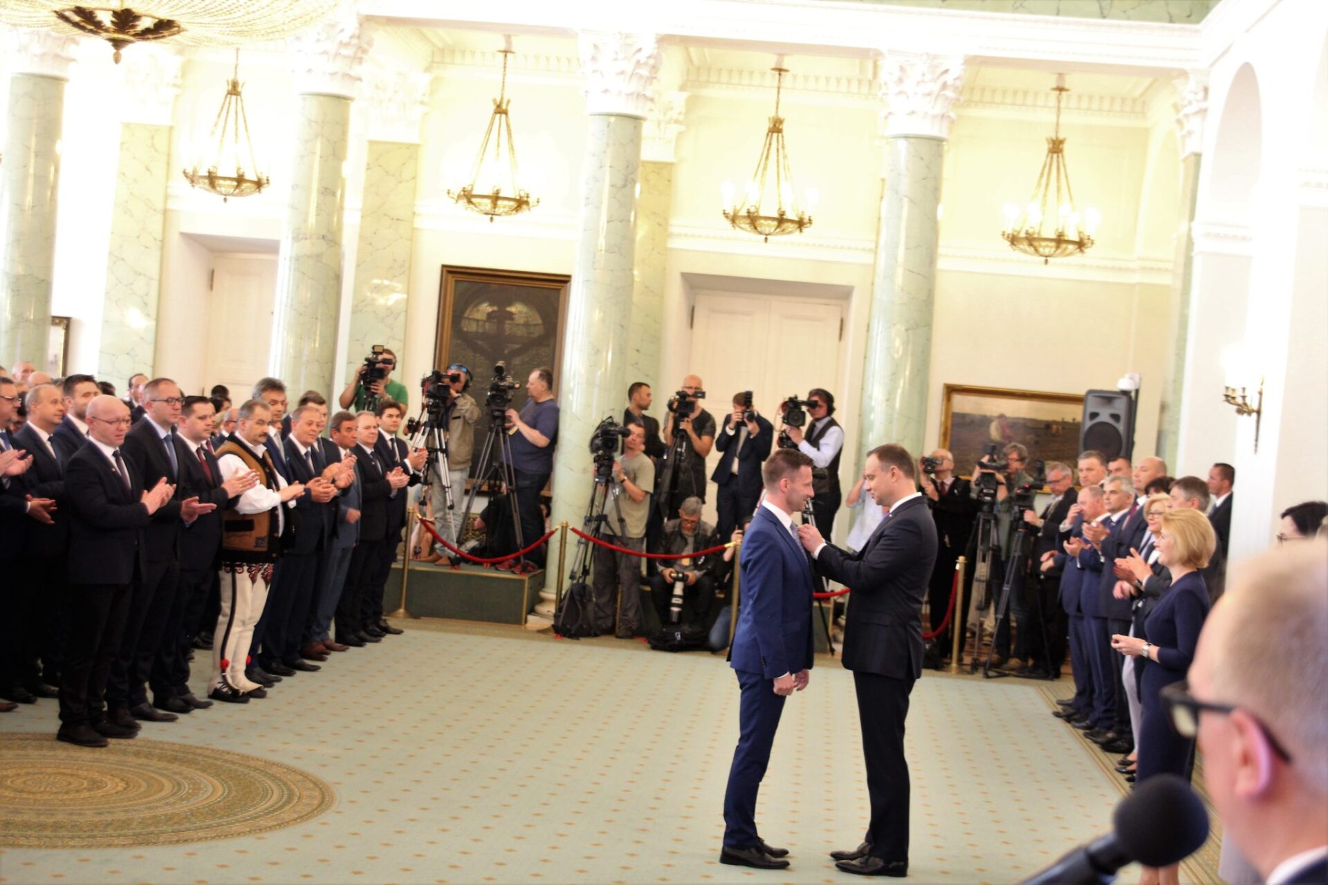 Prezydent Ełku odznaczony Złotym Krzyżem Zasługi