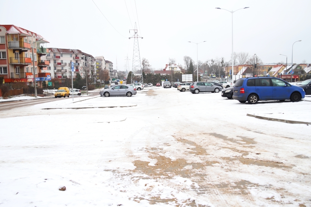 Os. Jeziorna. Mieszkańcy Ełku mogą już korzystać z nowego parkingu