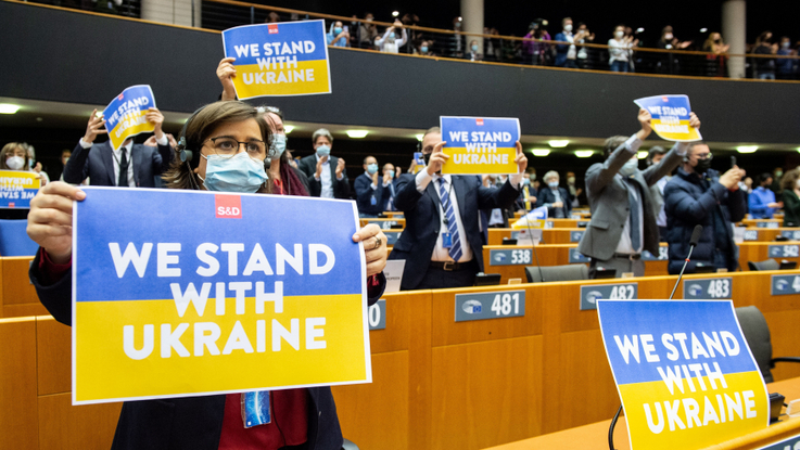 PE przyjął rezolucję wzywającą do podjęcia działań na rzecz przyznania Ukrainie statusu kandydata do UE