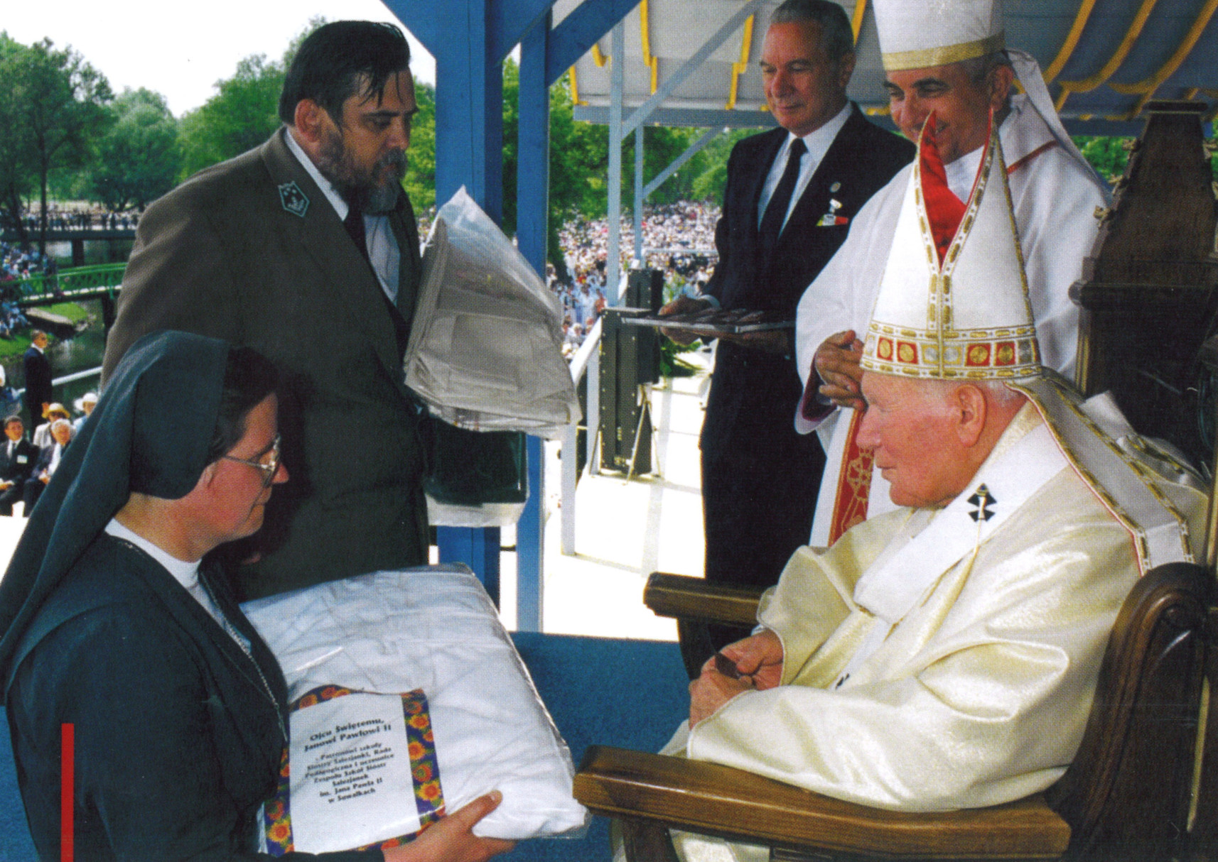Patron sprzed lat, mieszkańcy dziś. Rocznica, która zmusza do pytań